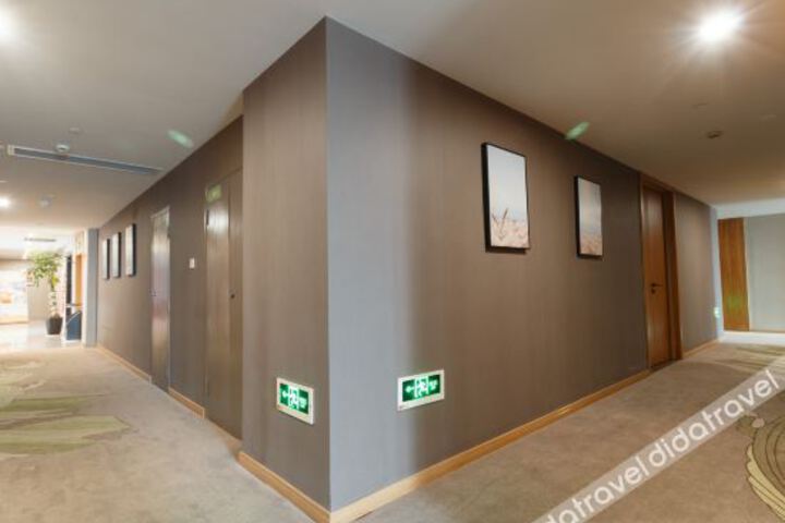 Hotel Interior 11 of 18