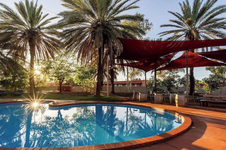 Hotel with Pool
