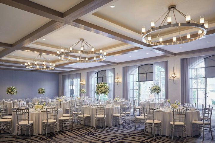 Banquet hall