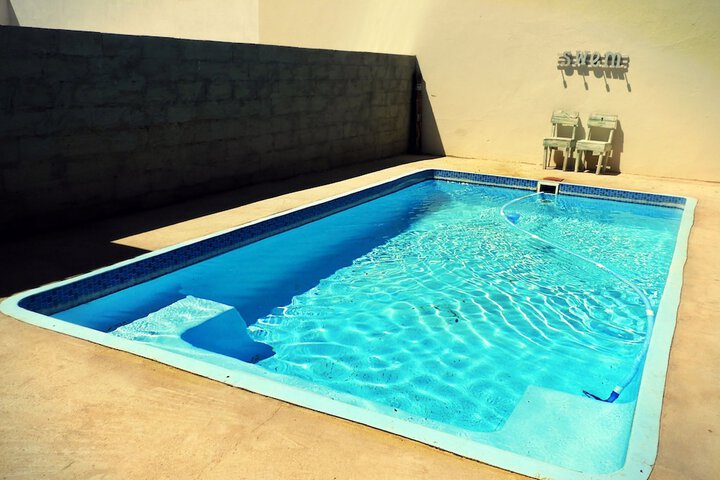 Pool 15 of 36