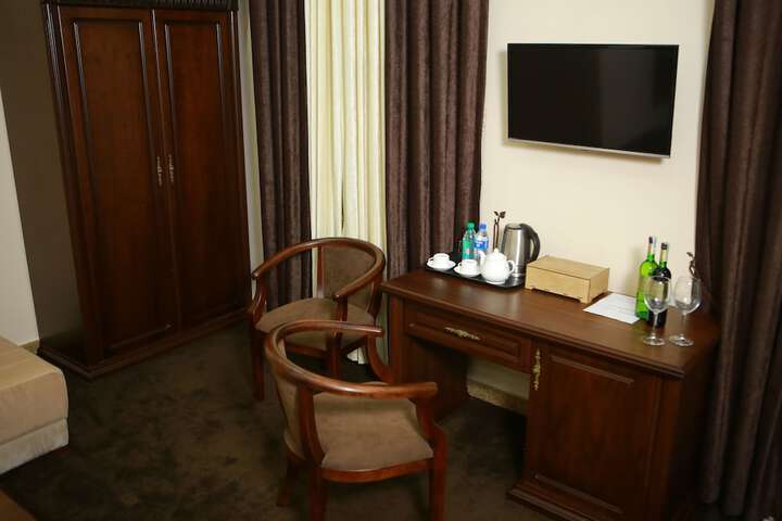 Room 7 of 58