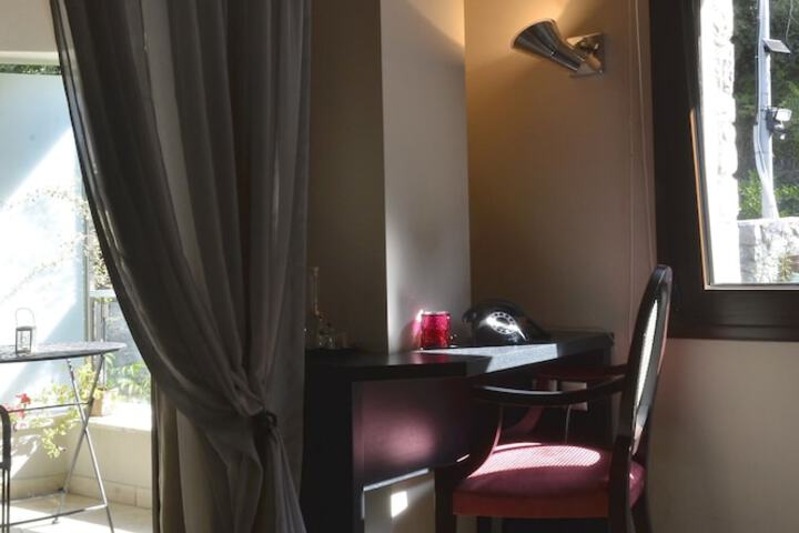 Room 37 of 130