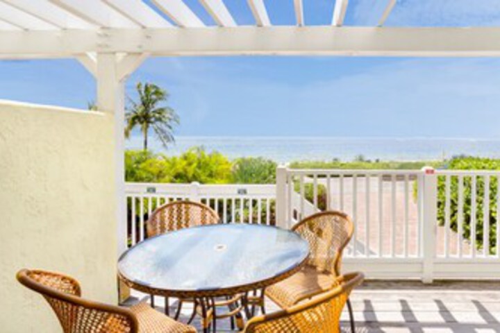 Terrace/Patio 22 of 23
