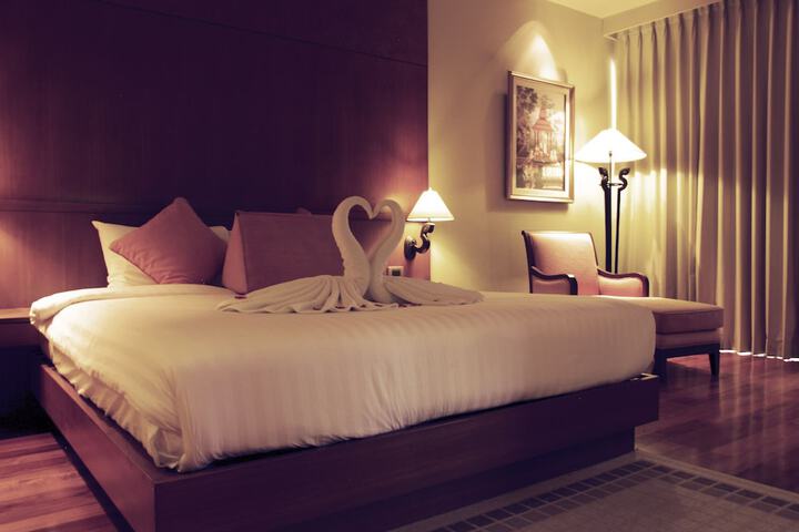 Room 9 of 74