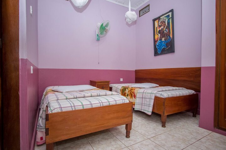 Room 11 of 31