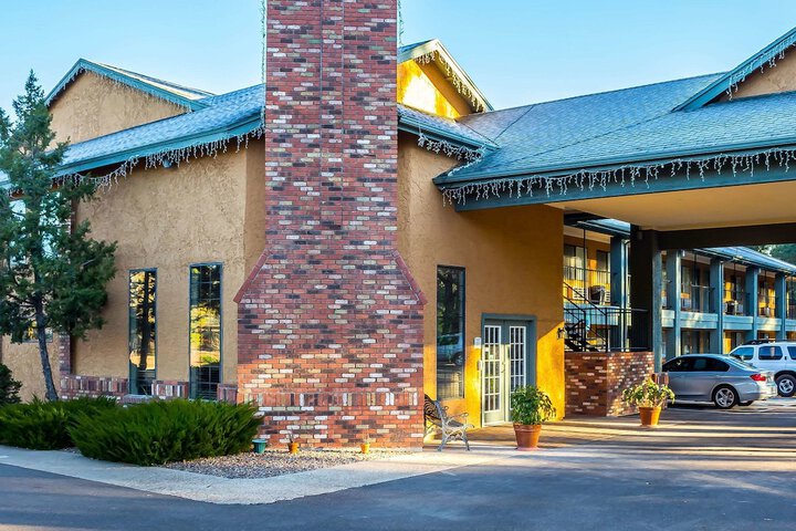 Hotel Entry