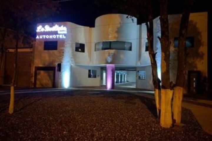 Exterior of Le Boutique by COBOS