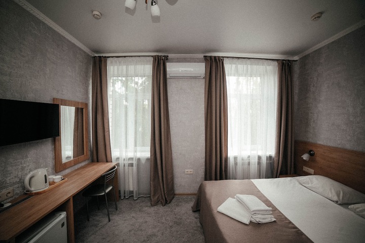 Room 17 of 35