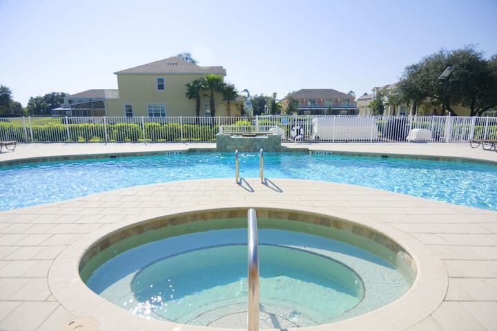 Pool 44 of 49