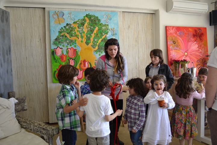 Childrens Activities 85 of 163