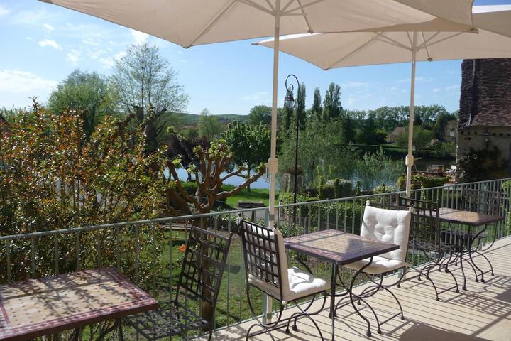 Terrace/Patio 20 of 62