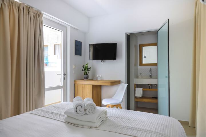 Room 12 of 52