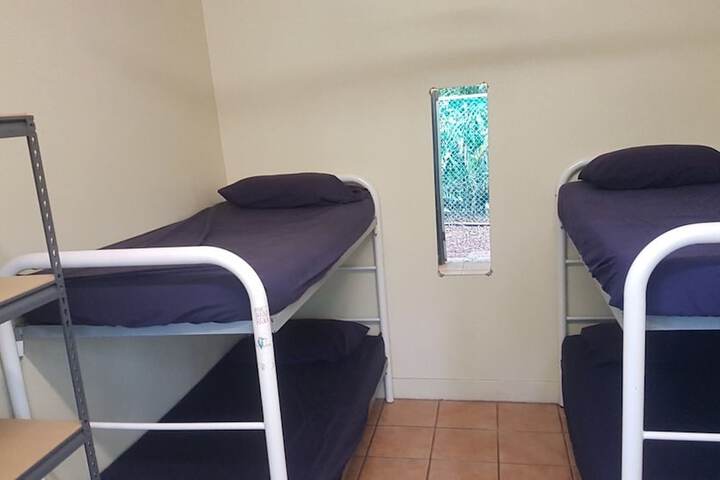Room 5 of 38