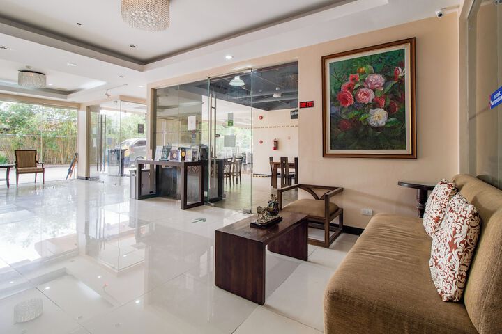 Lobby Photos
