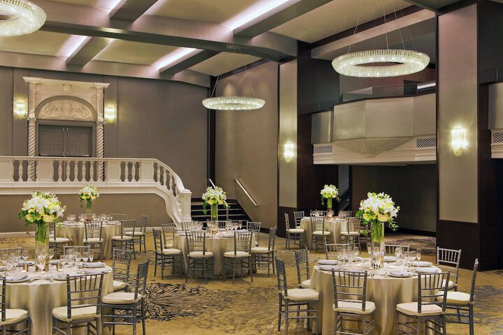 Banquet hall