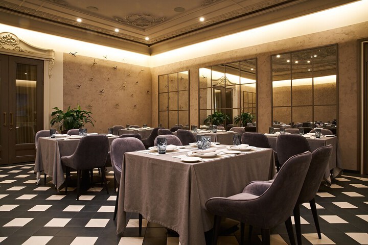 Dining 64 of 79
