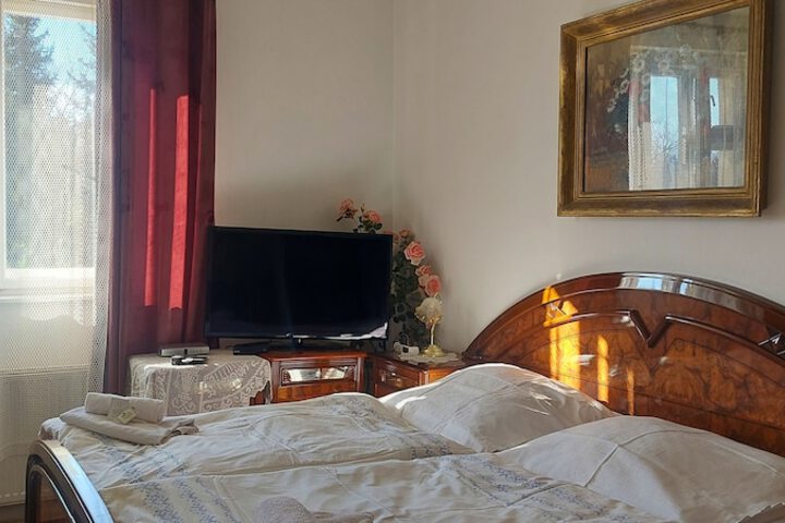 Room 17 of 88