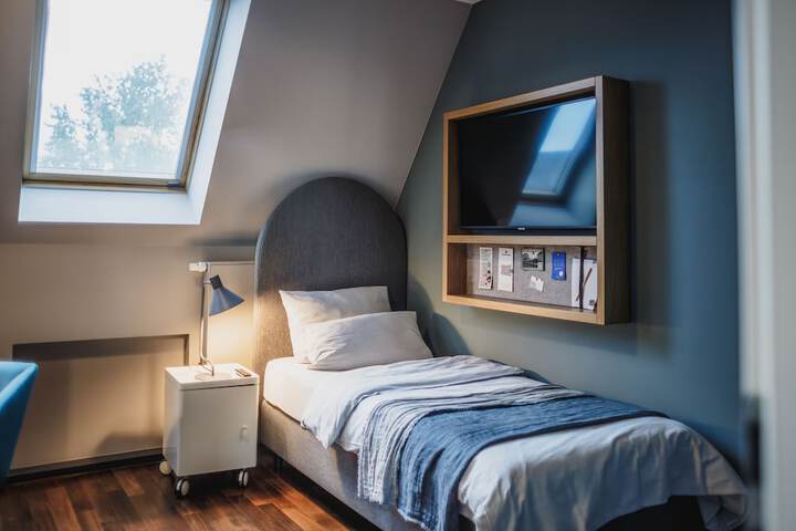 Room 43 of 134