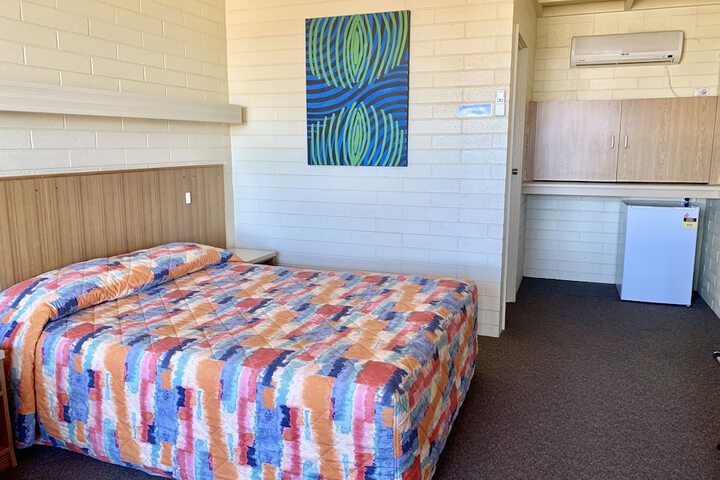 Room 32 of 114