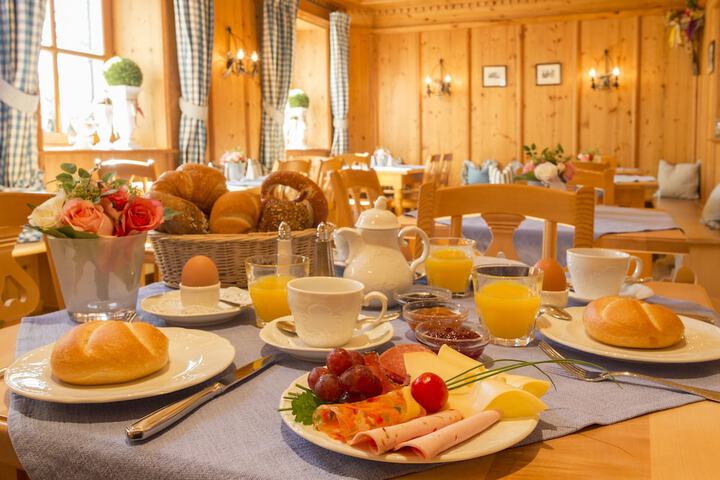 Breakfast/Coffee Service 109 of 116