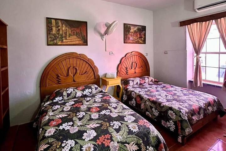 Room 4 of 11