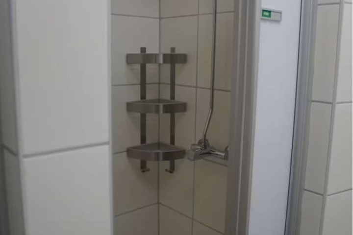 Room 15 of 15