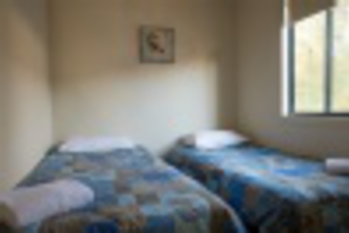 Room 148 of 228