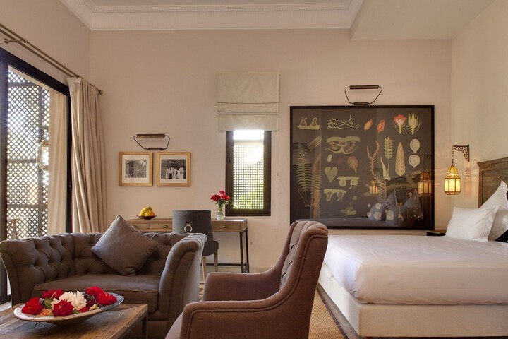 Room 8 of 43