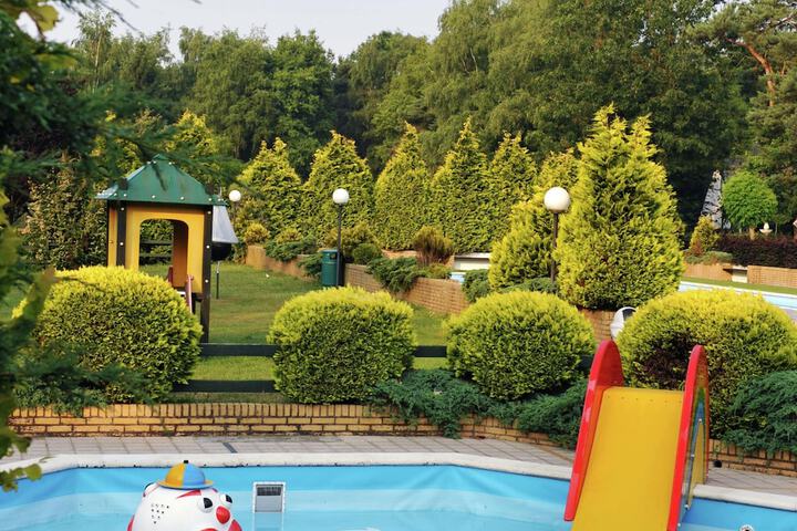 Pool 7 of 39