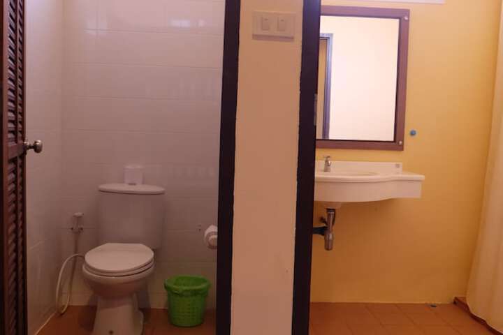 Room 10 of 39