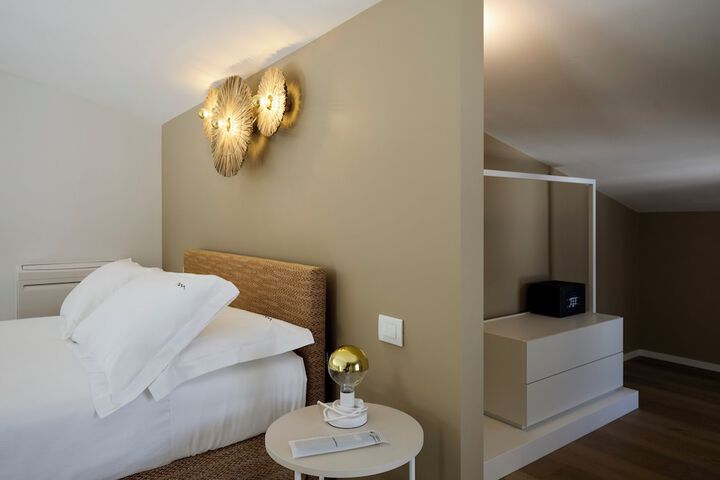 Room 36 of 301