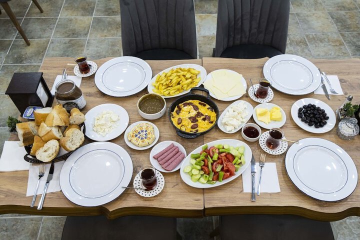 Breakfast/Coffee Service 22 of 23