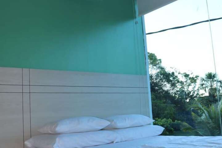 Room 5 of 23