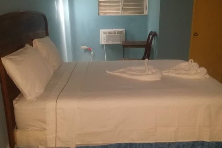 Room 8 of 24