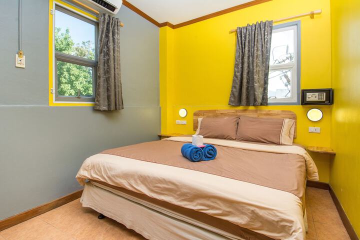 Room 5 of 55