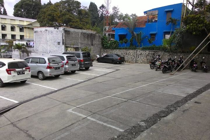 Property Grounds 23 of 23