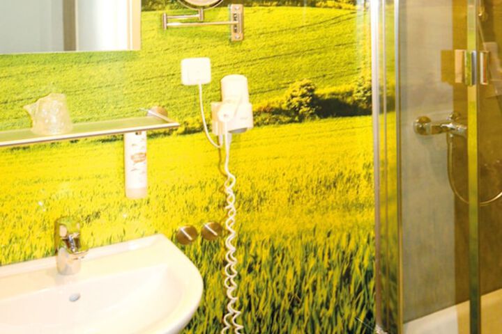 Clean Restrooms