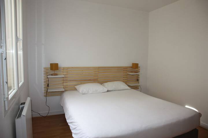 Room 9 of 50