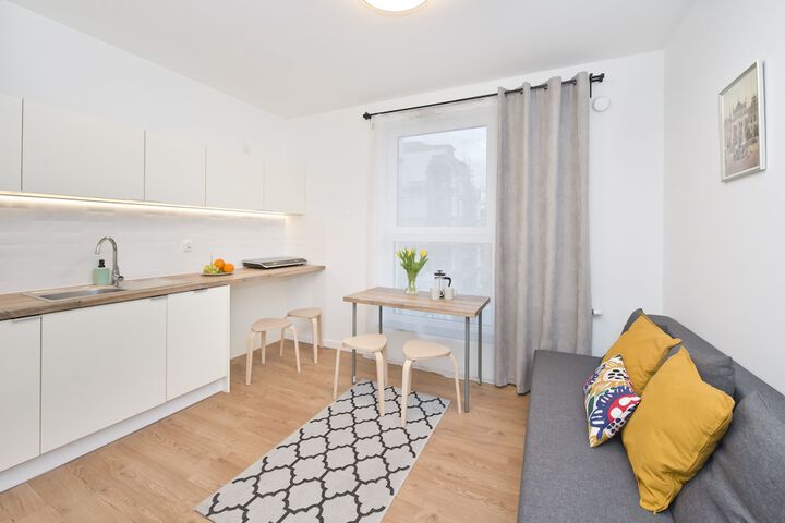 Room 45 of 181