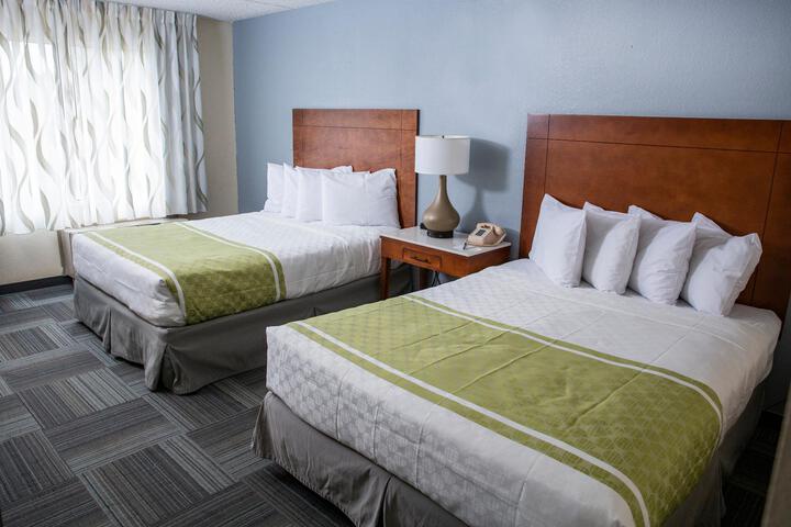 Room 20 of 28