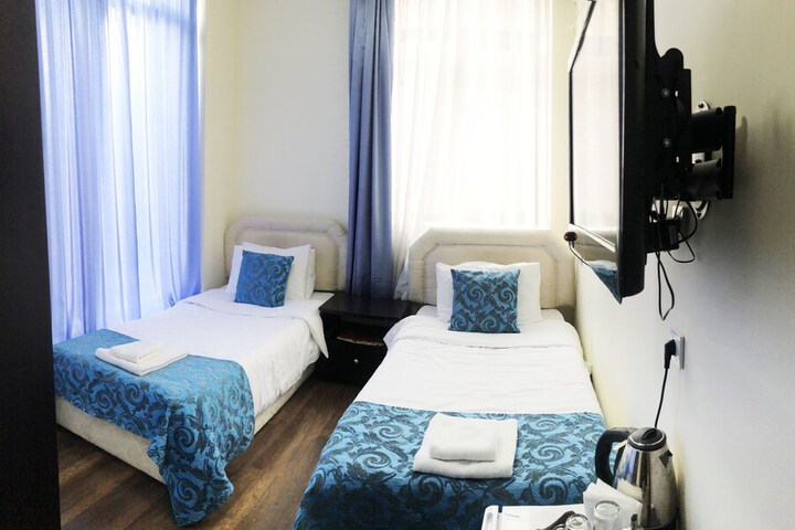 Room 31 of 66