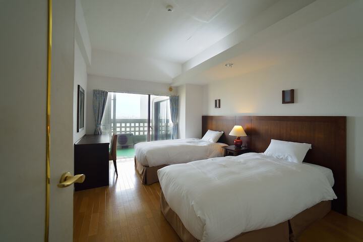 Room 7 of 47