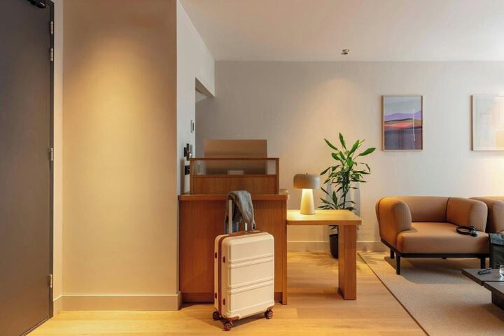 Hotel Interior 3 of 27