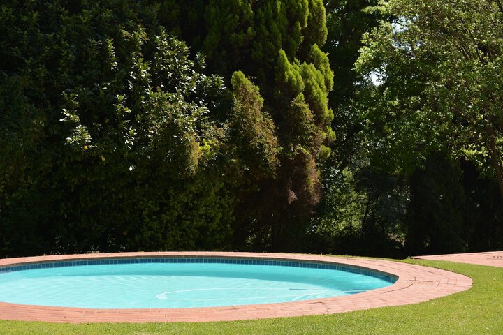Pool 5 of 33