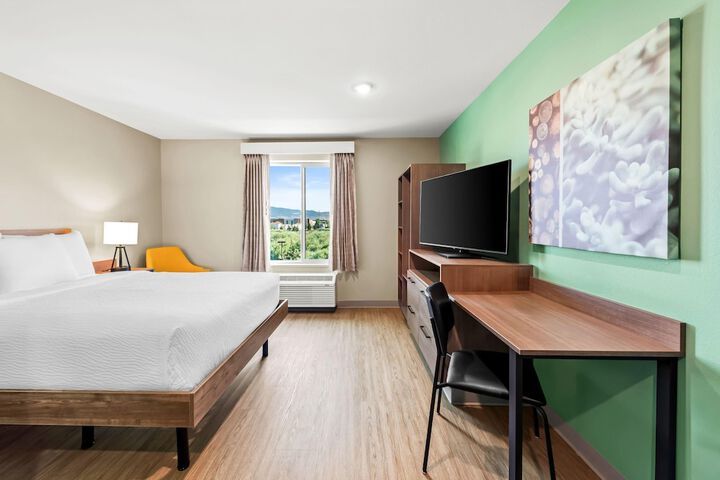 Room 18 of 36