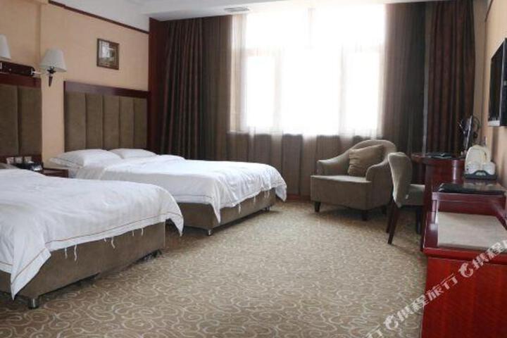 Tianxing Hot Spring Business Hotel