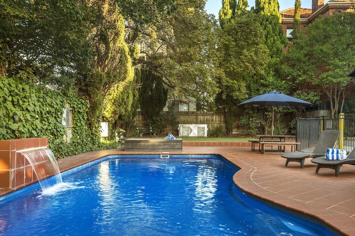 Hotel with Pool