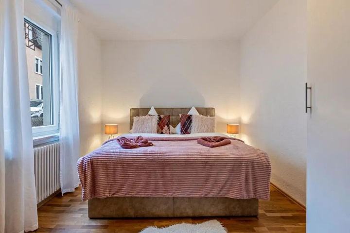 Room 2 of 4