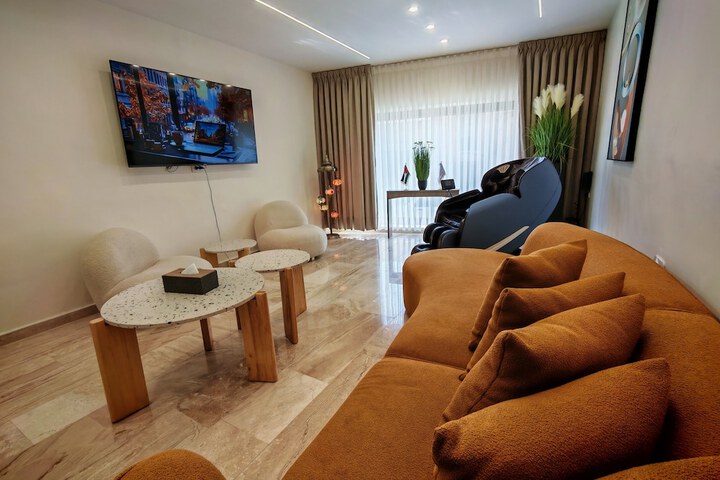 Hotel Interior 104 of 118