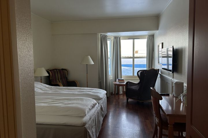 Room 9 of 46